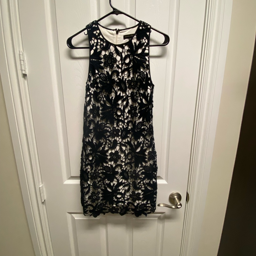 Banana Republic black and cream lace dress size 0 petite